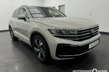 Volkswagen Touareg din 2024 - oferta VOL159900