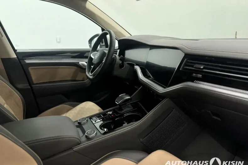 Volkswagen Touareg din 2024 cu 13.003 km - oferta VOL159900 - foto 7