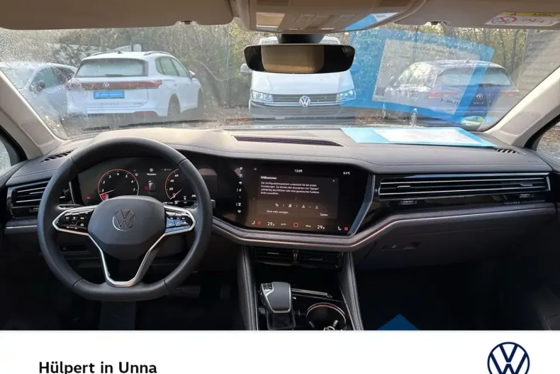 Volkswagen Touareg din 2024 cu 6.306 km - oferta VOL159901 - foto 17