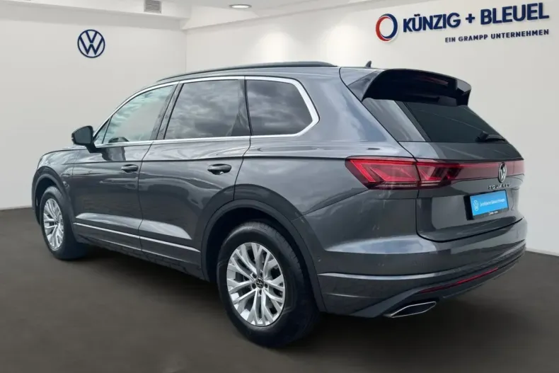 Volkswagen Touareg din 2024 cu 27.852 km - oferta VOL159902 - foto 4