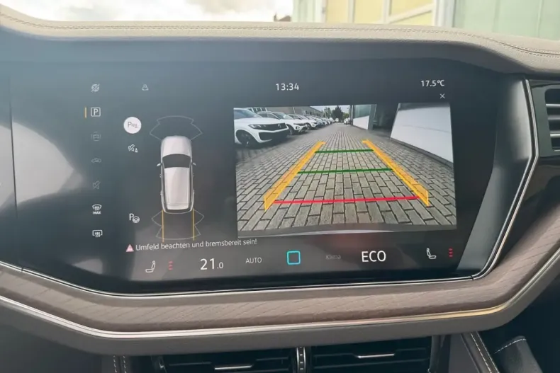 Volkswagen Touareg din 2024 cu 27.852 km - oferta VOL159902 - foto 17