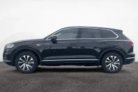 Volkswagen Touareg din 2022 cu 58.356 km - oferta VOL159903 - foto 3