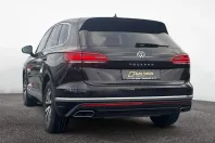 Volkswagen Touareg din 2022 cu 58.356 km - oferta VOL159903 - foto 4