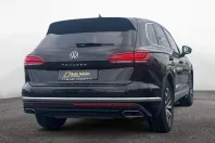 Volkswagen Touareg din 2022 cu 58.356 km - oferta VOL159903 - foto 6