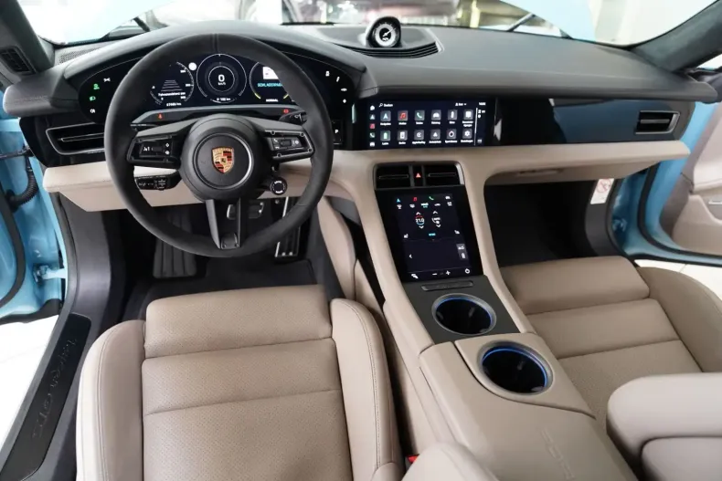 Porsche Taycan din 2022 cu 67.200 km - oferta POR159904 - foto 2