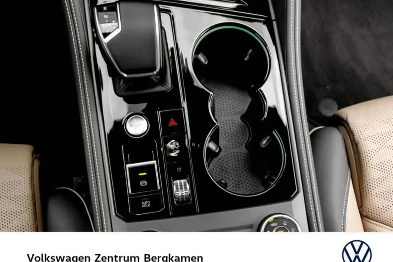 Volkswagen Touareg din 2024 cu 17.343 km - oferta VOL159905 - foto 9