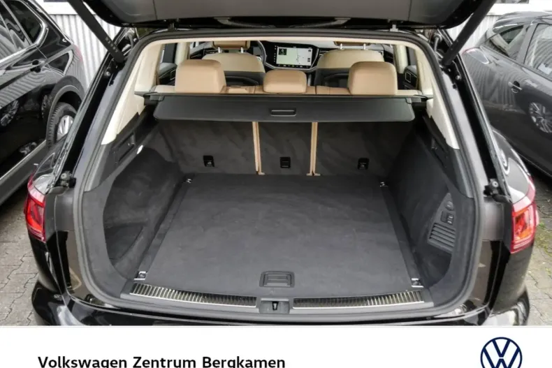 Volkswagen Touareg din 2024 cu 17.343 km - oferta VOL159905 - foto 15