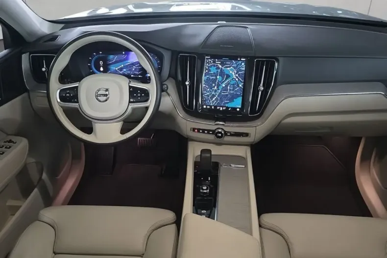 Volvo XC60 din 2024 cu 16.838 km - oferta VOL159909 - foto 10