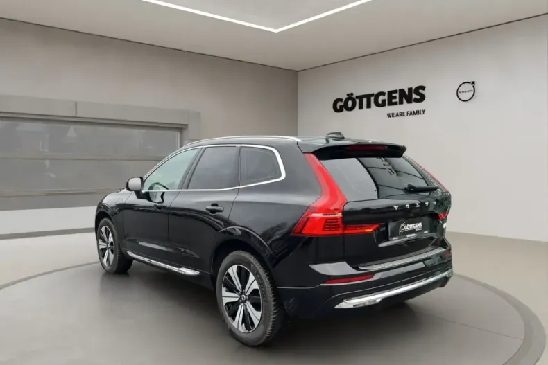 Volvo XC60 din 2022 cu 29.566 km - oferta VOL159910 - foto 2