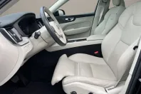 Volvo XC60 din 2022 cu 29.566 km - oferta VOL159910 - foto 5