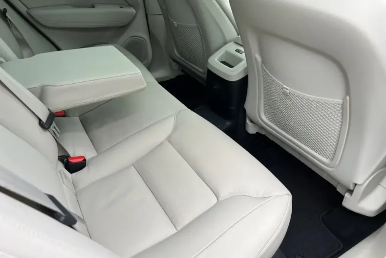 Volvo XC60 din 2022 cu 29.566 km - oferta VOL159910 - foto 18