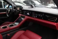 Porsche Taycan din 2022 cu 33.045 km - oferta POR159911 - foto 16