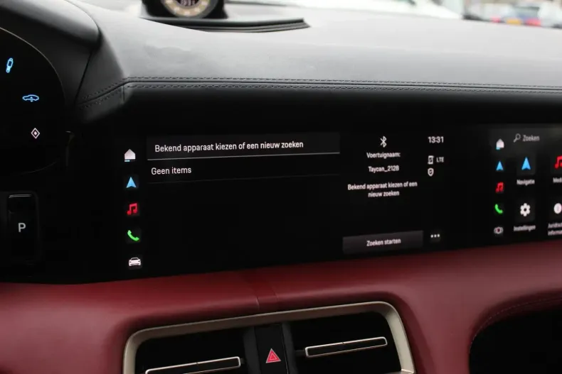 Porsche Taycan din 2022 cu 33.045 km - oferta POR159911 - foto 23