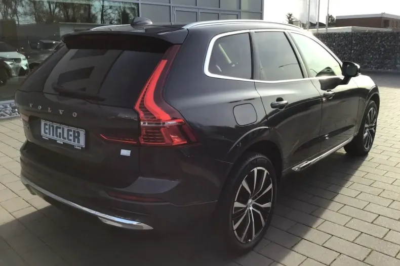 Volvo XC60 din 2022 cu 45.128 km - oferta VOL159912 - foto 4