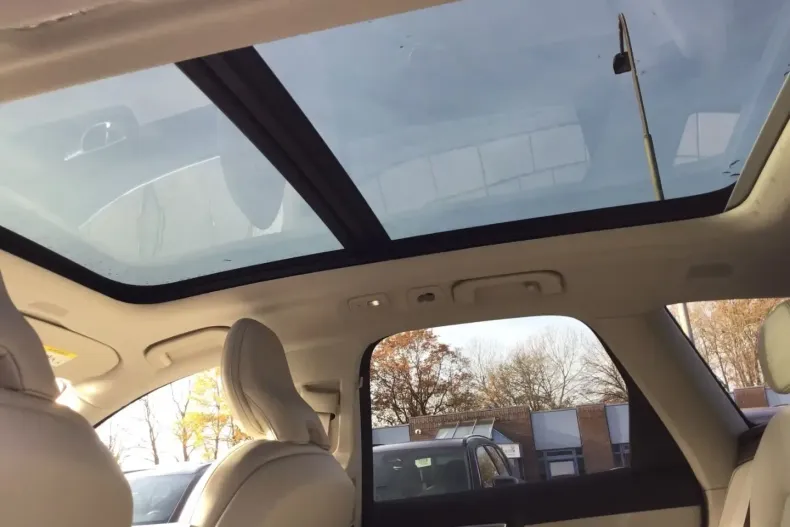 Volvo XC60 din 2022 cu 45.128 km - oferta VOL159912 - foto 11