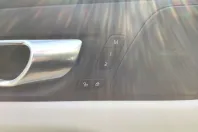 Volvo XC60 din 2022 cu 45.128 km - oferta VOL159912 - foto 13