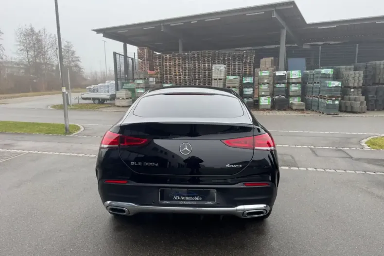 Mercedes-Benz GLE 300 din 2022 cu 79.990 km - oferta MER159913 - foto 7