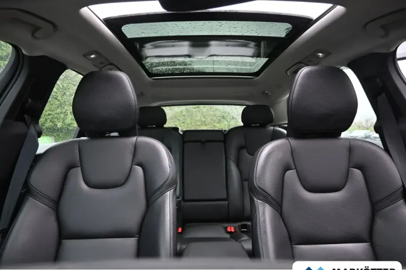 Volvo XC60 din 2022 cu 76.040 km - oferta VOL159914 - foto 3