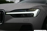 Volvo XC60 din 2022 cu 76.040 km - oferta VOL159914 - foto 8