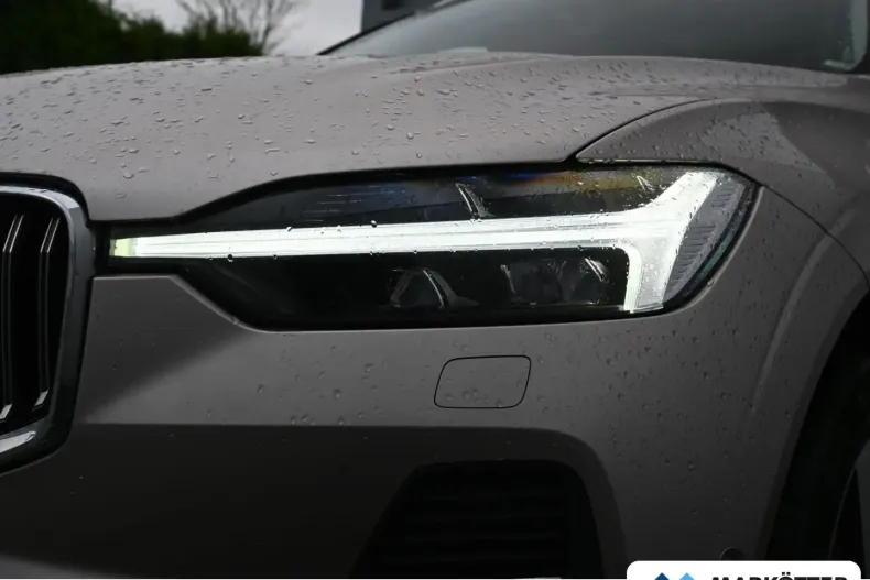 Volvo XC60 din 2022 cu 76.040 km - oferta VOL159914 - foto 8