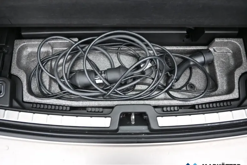 Volvo XC60 din 2022 cu 76.040 km - oferta VOL159914 - foto 11