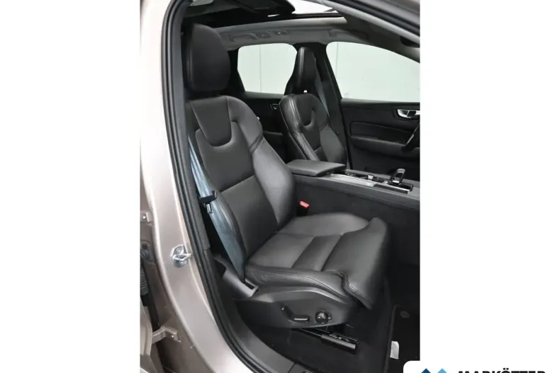 Volvo XC60 din 2022 cu 76.040 km - oferta VOL159914 - foto 13