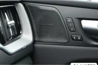 Volvo XC60 din 2022 cu 76.040 km - oferta VOL159914 - foto 20