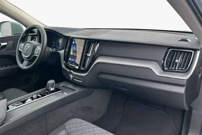 Volvo XC60 din 2024 cu 11.851 km - oferta VOL159915 - foto 16