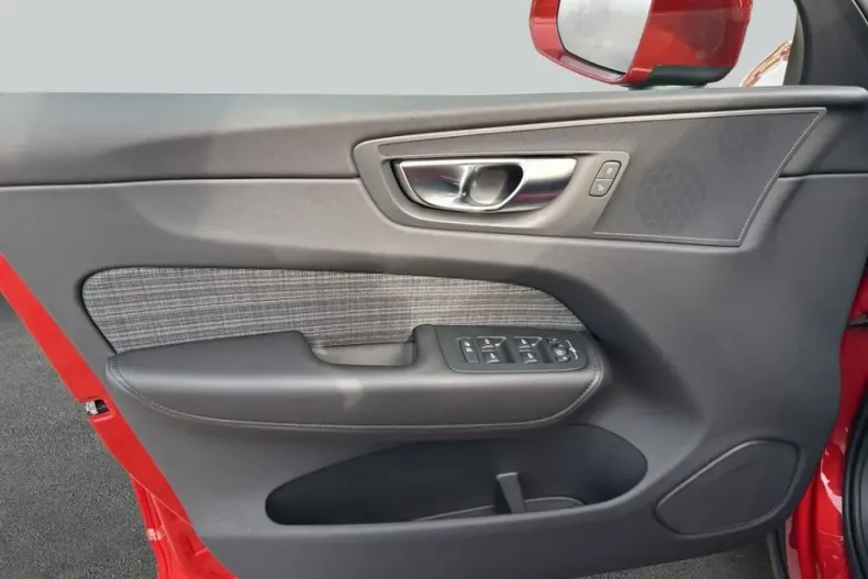 Volvo XC60 din 2024 cu 7.176 km - oferta VOL159916 - foto 15