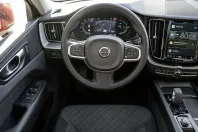 Volvo XC60 din 2022 cu 8.500 km - oferta VOL159918 - foto 9