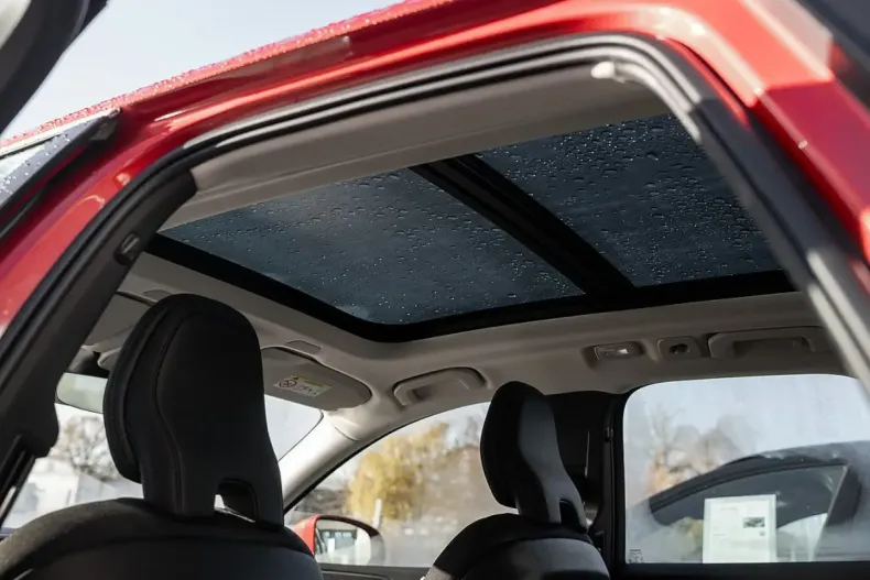 Volvo XC60 din 2022 cu 8.500 km - oferta VOL159918 - foto 10