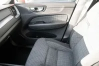 Volvo XC60 din 2022 cu 8.500 km - oferta VOL159918 - foto 21