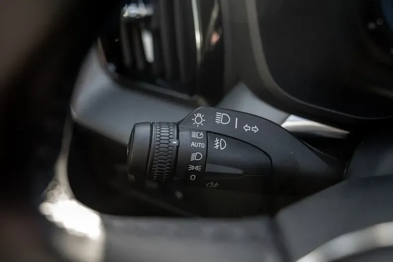 Volvo XC60 din 2022 cu 8.500 km - oferta VOL159918 - foto 23