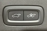 Volvo XC60 din 2023 cu 76.450 km - oferta VOL159919 - foto 7