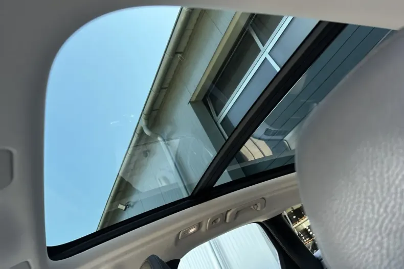 Volvo XC60 din 2023 cu 76.450 km - oferta VOL159919 - foto 10