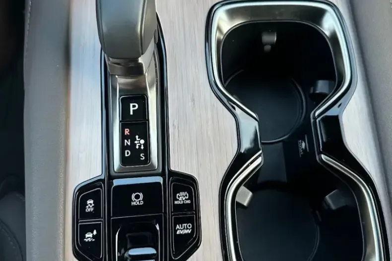 Lexus RX 450 din 2024 cu 19.990 km - oferta LEX159920 - foto 17