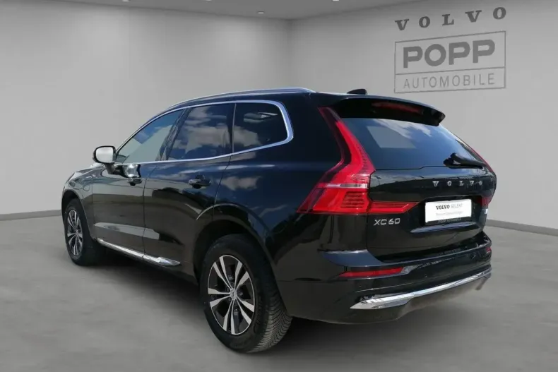 Volvo XC60 din 2022 cu 81.533 km - oferta VOL159921 - foto 4