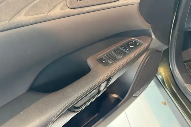 Lexus RX 450 din 2023 cu 49.288 km - oferta LEX159923 - foto 20