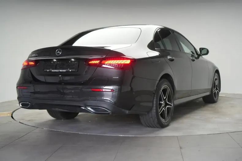 Mercedes-Benz E 300 din 2021 cu 99.000 km - oferta MER159948 - foto 4