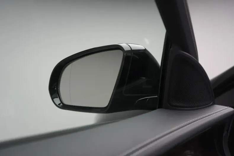 Mercedes-Benz E 300 din 2021 cu 99.000 km - oferta MER159948 - foto 30