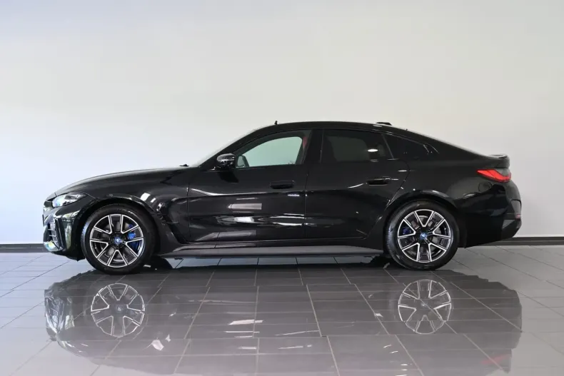BMW i4 din 2023 cu 46.249 km - oferta BMW159957 - foto 3