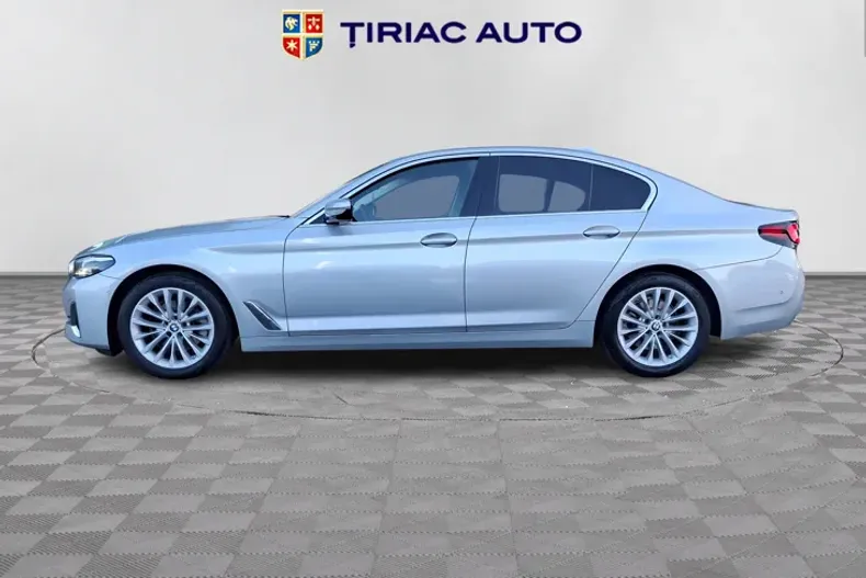 BMW Seria 5 din 2020 cu 63.288 km - oferta BMW159960 - foto 3