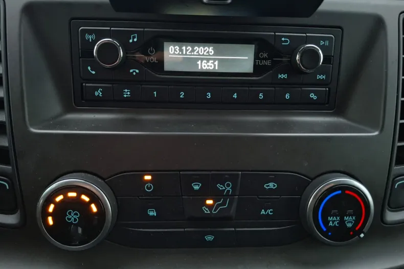 Ford Transit din 2023 cu 67.982 km - oferta FOR159963 - foto 12