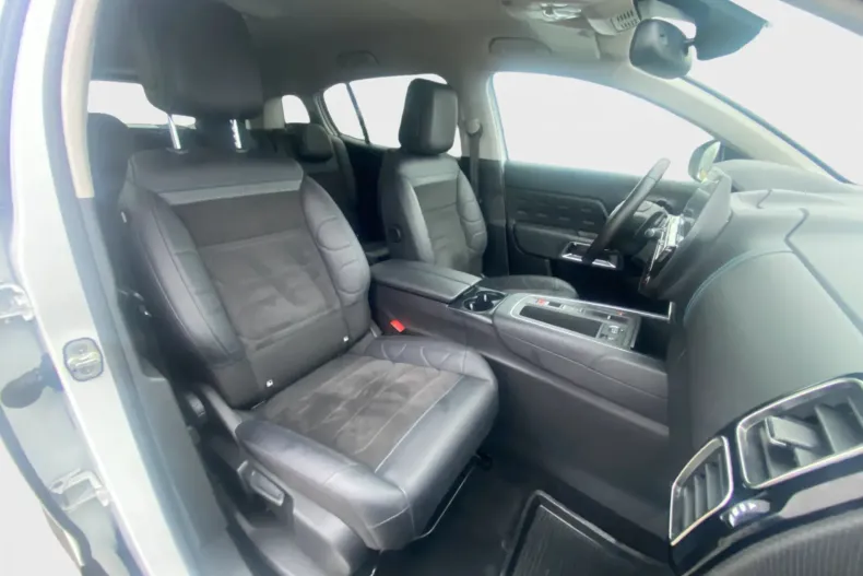 Citroën C5 Aircross din 2023 cu 58.913 km - oferta CIT159965 - foto 9