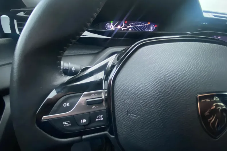 Peugeot 308 din 2023 cu 45.656 km - oferta PEU159966 - foto 11