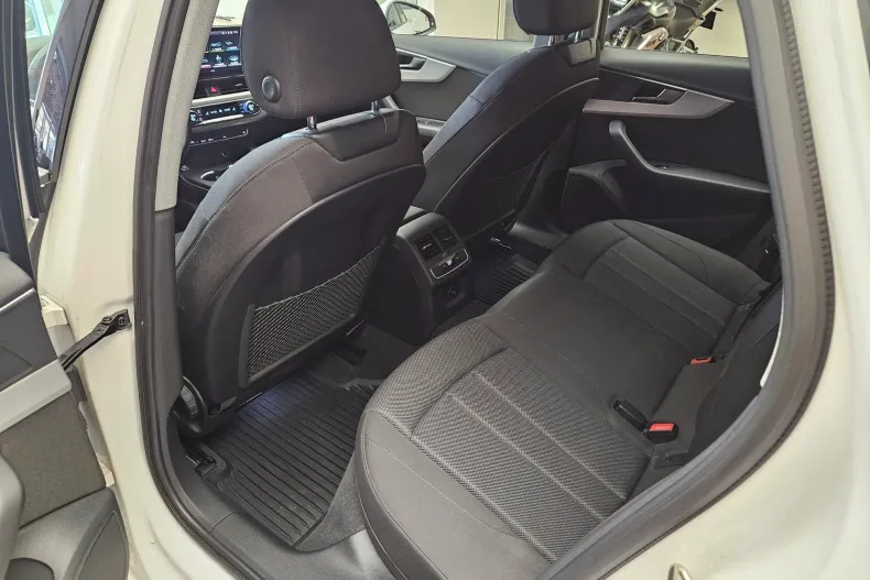 Audi A4 din 2021 cu 94.500 km - oferta AUD159978 - foto 11