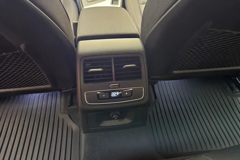 Audi A4 din 2021 cu 94.500 km - oferta AUD159978 - foto 12