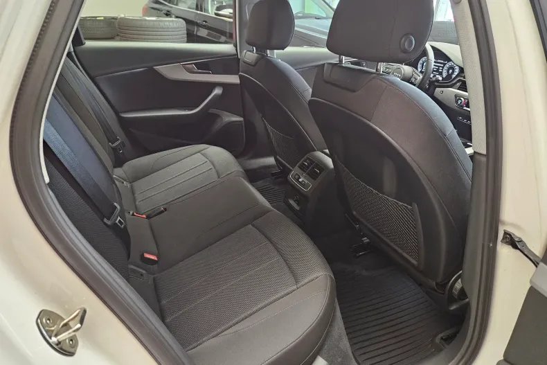 Audi A4 din 2021 cu 94.500 km - oferta AUD159978 - foto 14