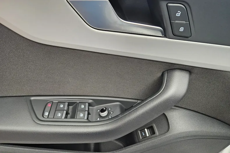 Audi A4 din 2021 cu 94.500 km - oferta AUD159978 - foto 17