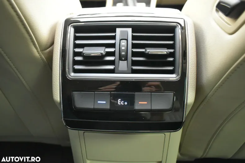 Skoda Superb din 2020 cu 72.476 km - oferta SKO159984 - foto 25